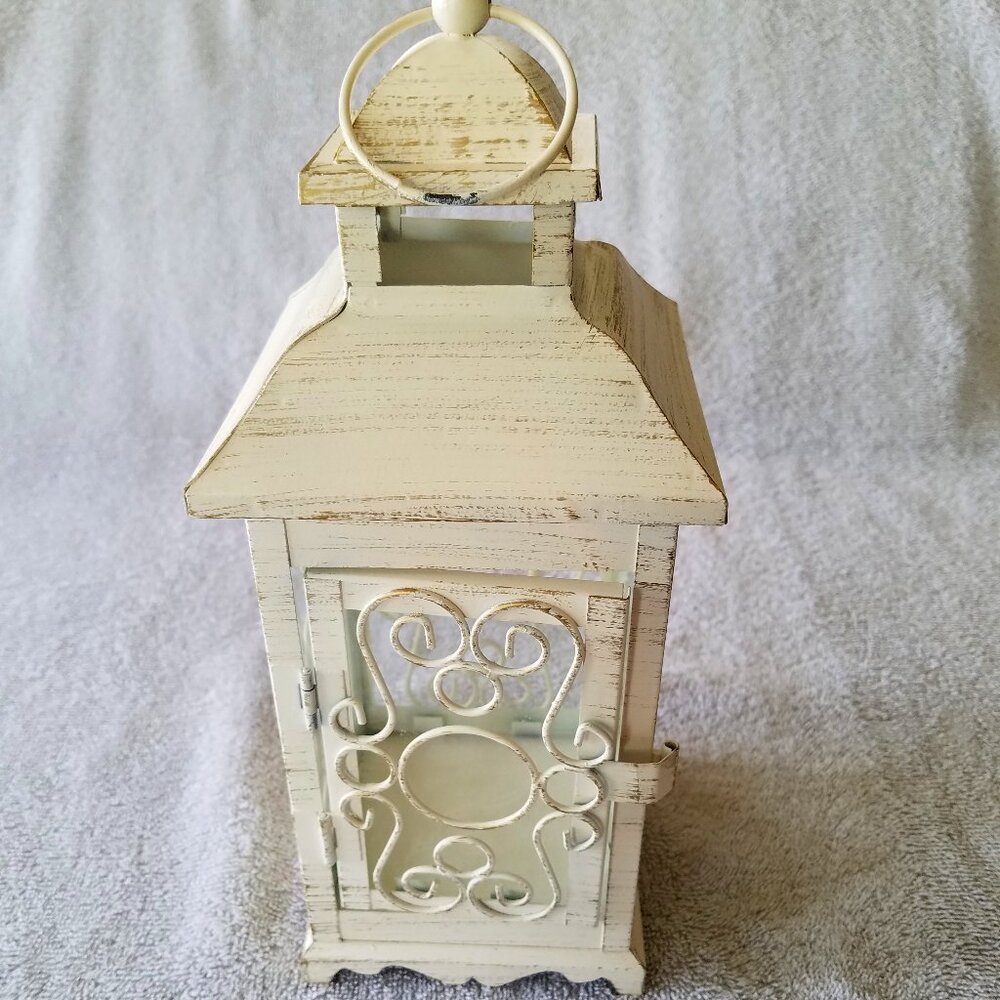 ASHLAND'S ELEGANT LANTERN ANTIQUE FILIGREE OFF WHITE - DISTRESSED DESIGN METAL